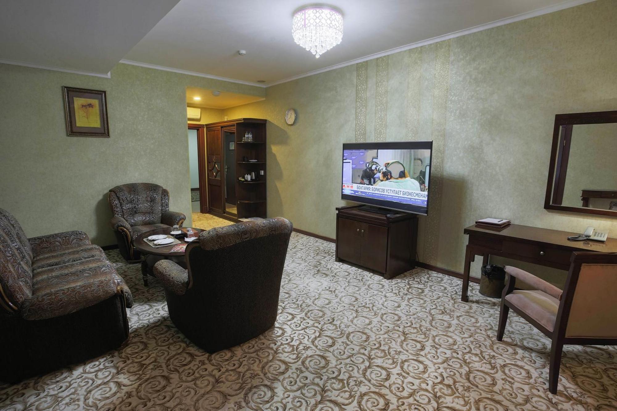 Hotel Zargaron Plaza Buchara Exterior foto
